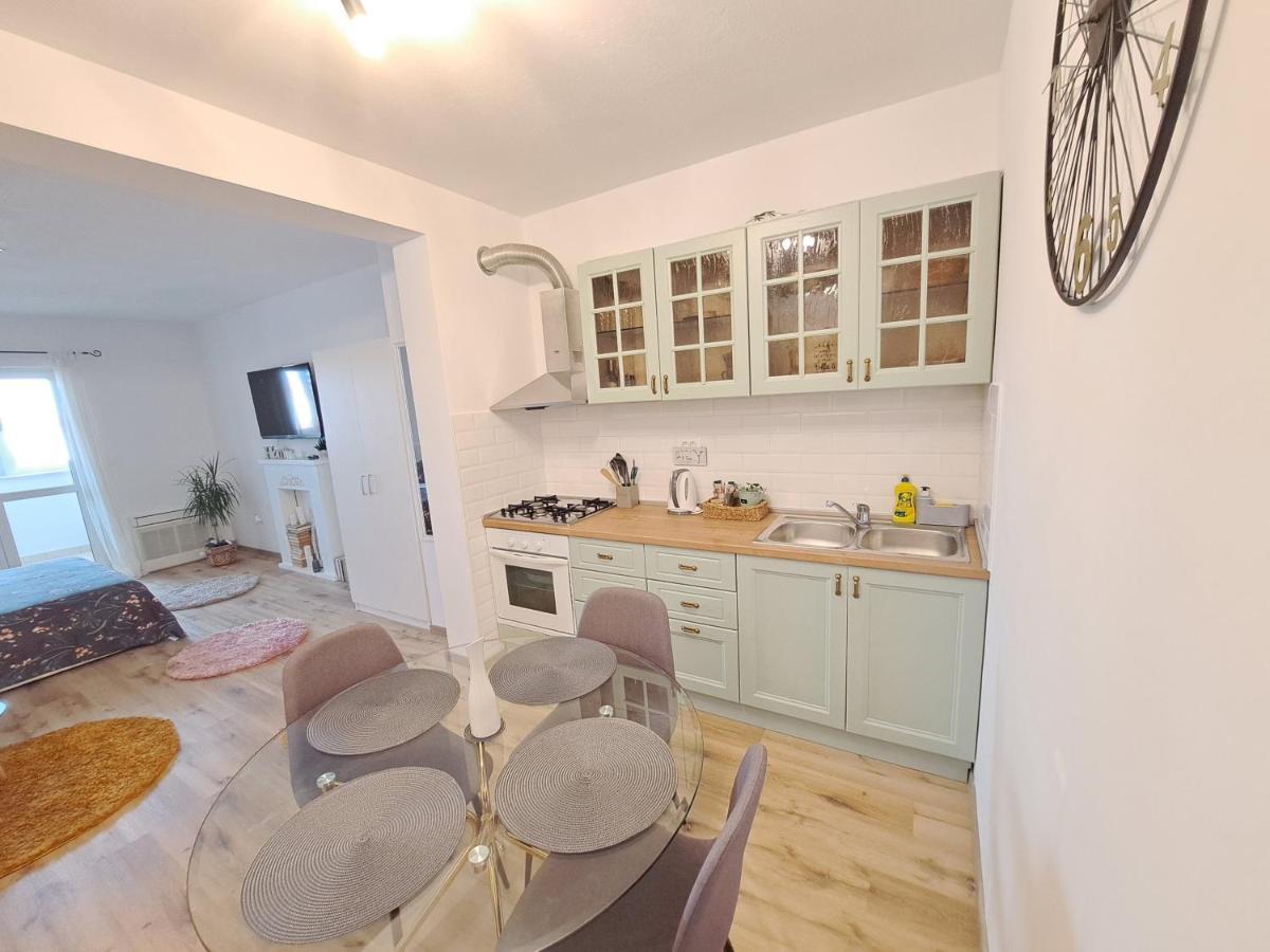 Apartman Karmen Vodice Zewnętrze zdjęcie