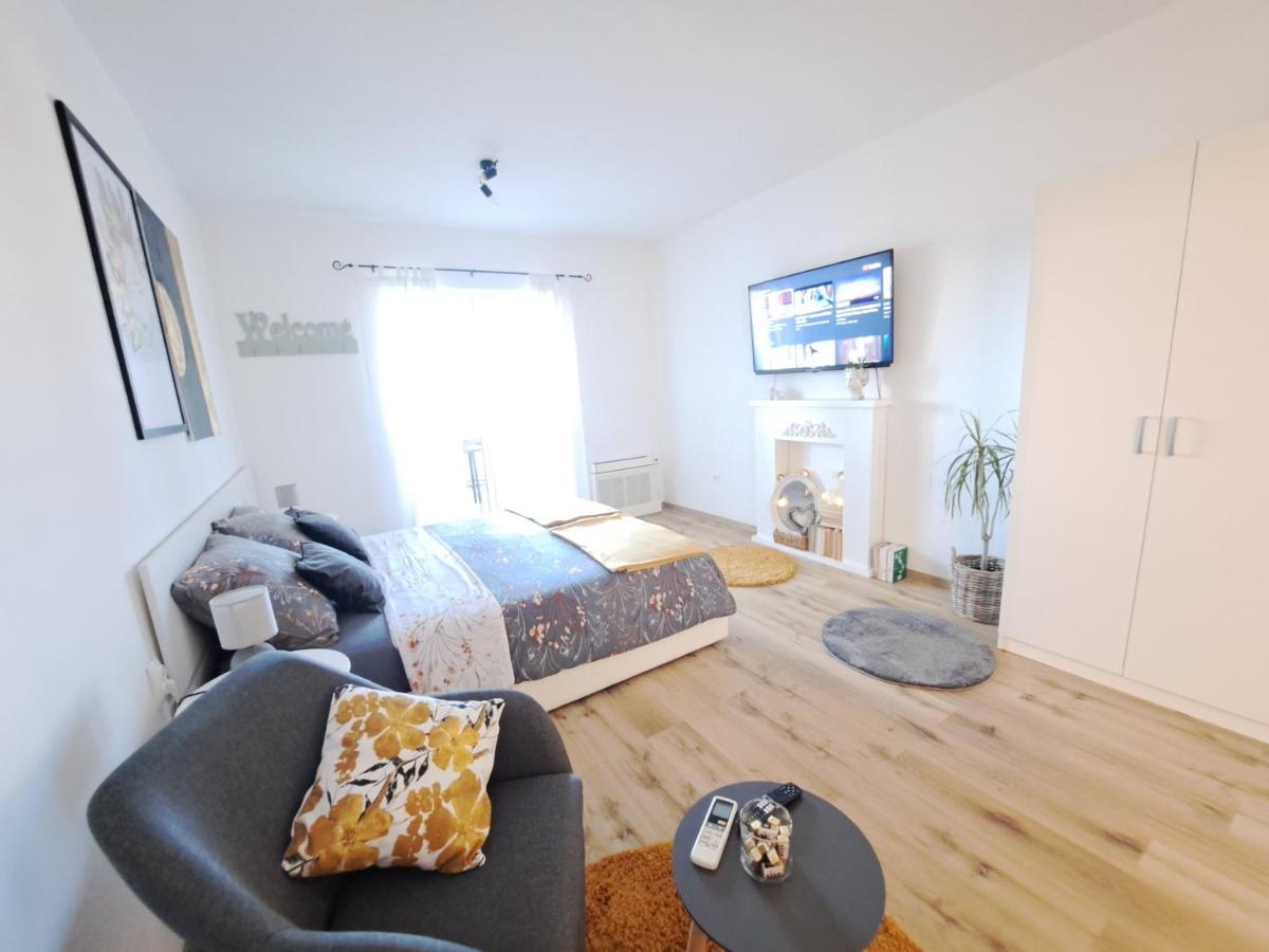Apartman Karmen Vodice Zewnętrze zdjęcie